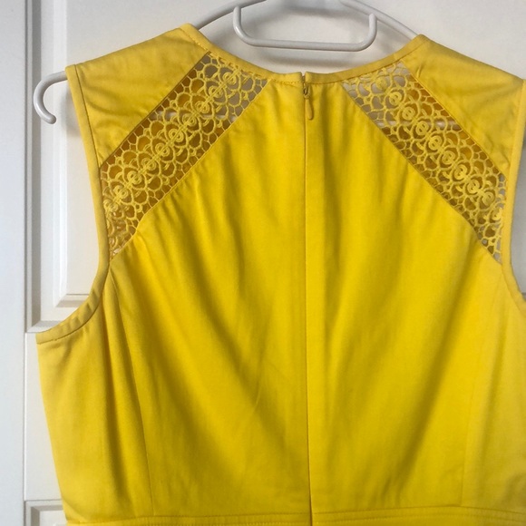 Calvin Klein yellow sleeveless dress, size 2 - Picture 5 of 10